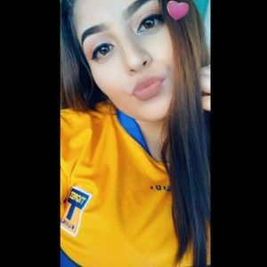 Meet your Posher, Isabel